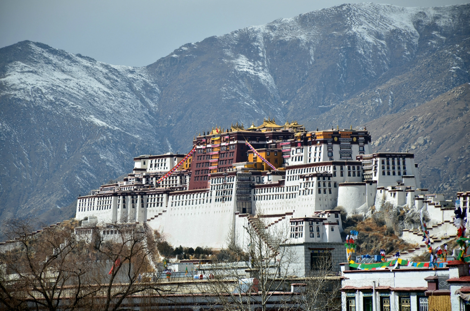 The  Dram/Zhangmu Border Crossing  is Re-Opened